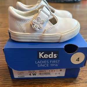 White keds